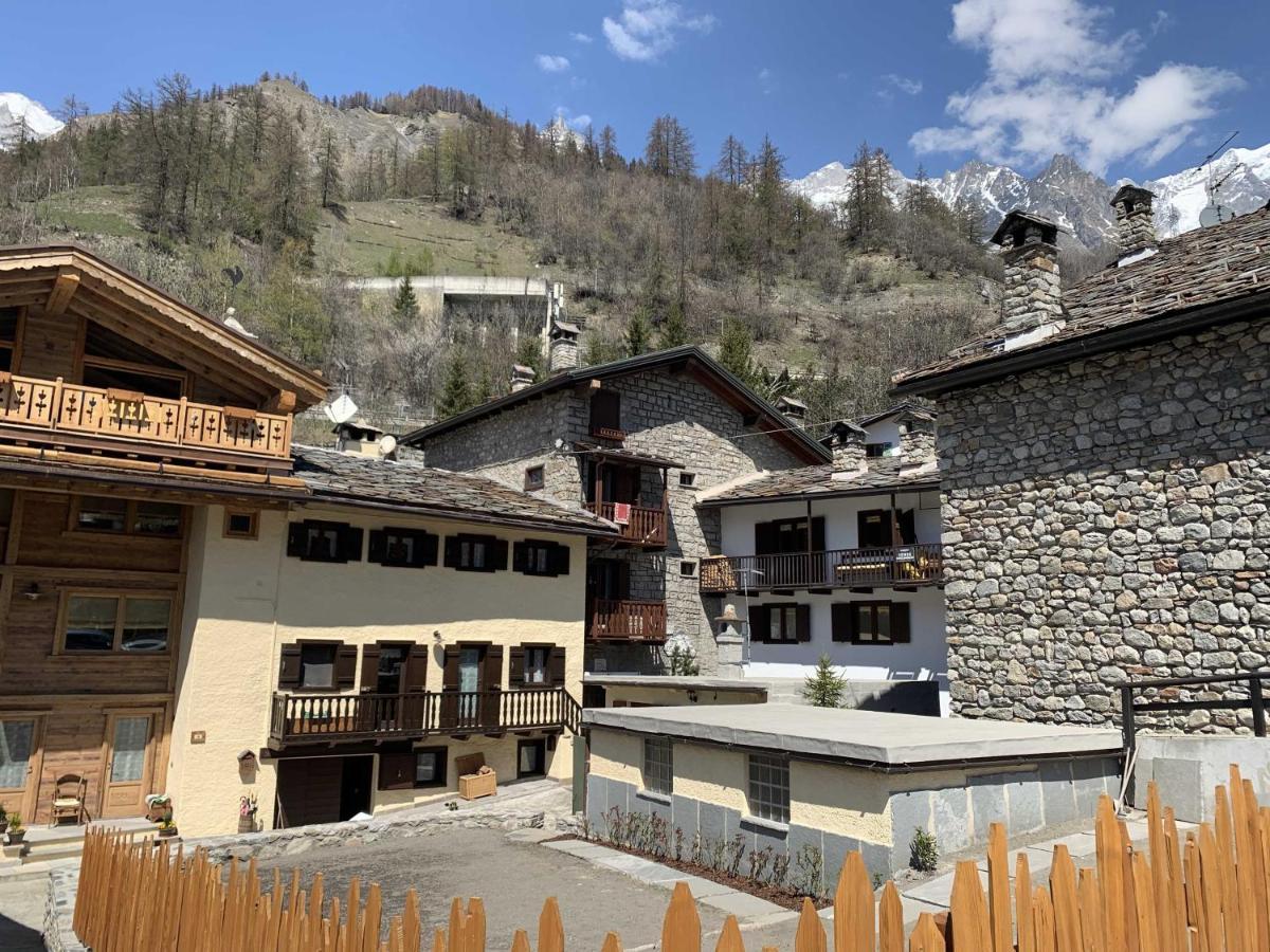 Casa Ornella Leilighet Courmayeur Eksteriør bilde